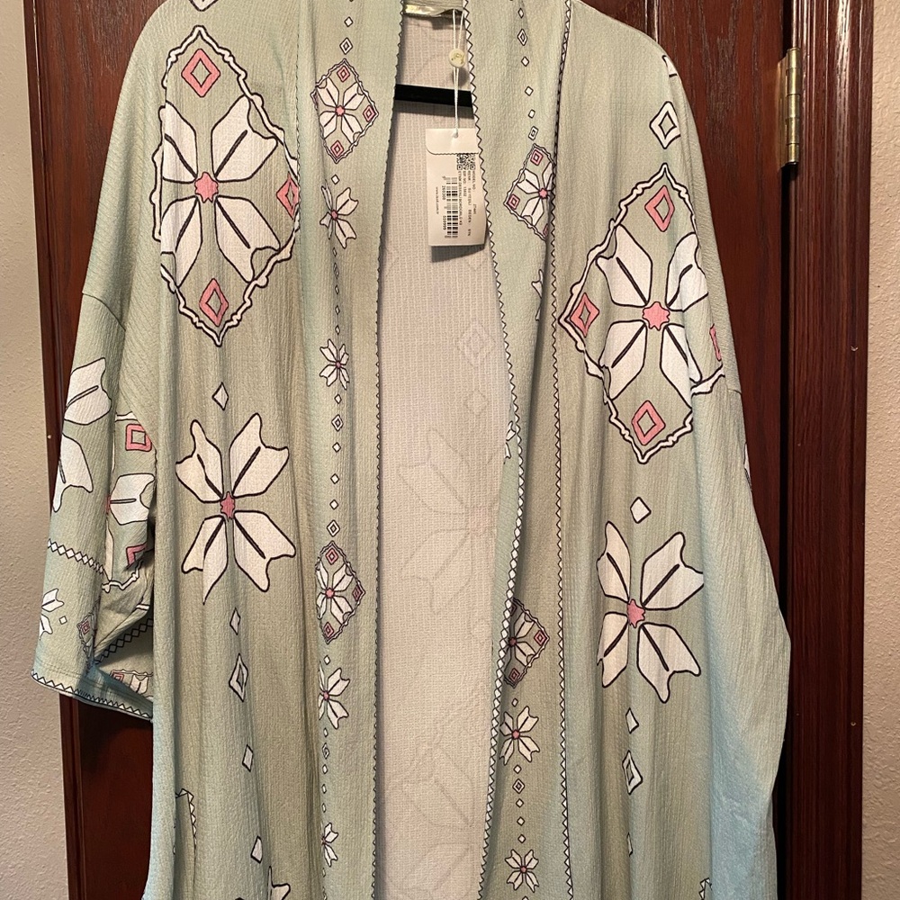 Kimono - Picture 2 of 7